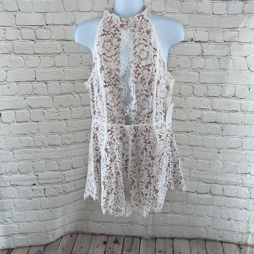 Tobi Women’s Lace Romper